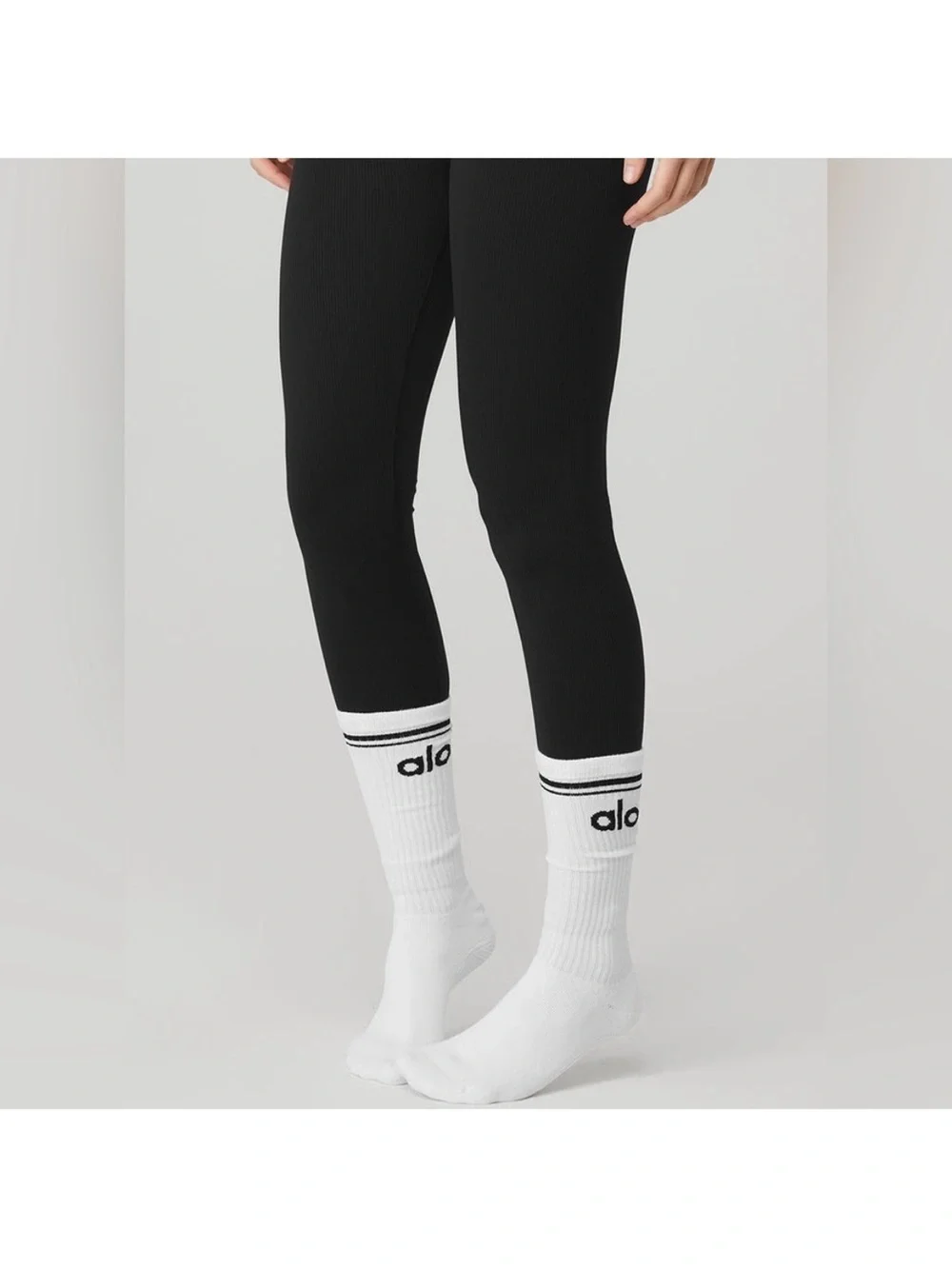 Alo Performance Crew Socks in White with Black Logo Barre Grip Preloved